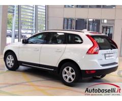 Volvo XC 60 2.4D AWD 163CV EURO4 FAP TRAZIONE INTEGRALE 4X4 - Immagine 4