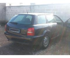 Audi a4 1900 tdi variant anno 11.1996  ma con pochi km.prezzo 950 euro - Immagine 4