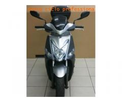 KYMCO Agility 200 € 3  seminuovo km 5600 del 2015 - Immagine 1