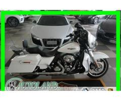 HARLEY-DAVIDSON CVO Street Glide 1690 CC BIANCO PERLATO* COME NUOVA* - Immagine 1