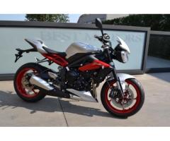 TRIUMPH Street Triple 675 RX ABS - Immagine 1