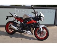 TRIUMPH Street Triple 675 RX ABS - Immagine 2