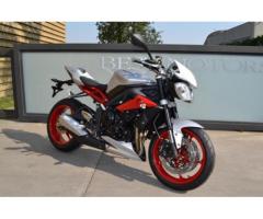 TRIUMPH Street Triple 675 RX ABS - Immagine 3