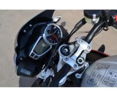 TRIUMPH Street Triple 675 RX ABS - Immagine 9