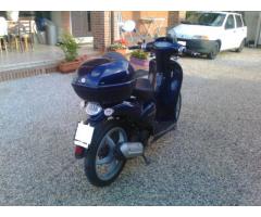 Vendesi scooter Aprilia Scarabeo 50cc 2t - Immagine 4