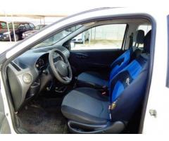 Fiat Punto 1.3 Multijet 16V 3 Porte Active - Immagine 8