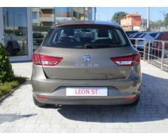SEAT Leon 1.6 TDI 110 CV DSG ST Start/Stop Style - Immagine 3