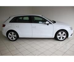 AUDI A3 SPB 1.6 TDI S tronic Ambition Navi - Immagine 2