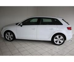 AUDI A3 SPB 1.6 TDI S tronic Ambition Navi - Immagine 3