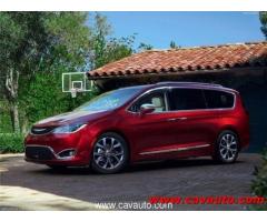 CHRYSLER Pacifica 2017 - 7/8 POSTI - DISP. GPL - Immagine 1