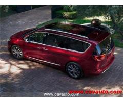 CHRYSLER Pacifica 2017 - 7/8 POSTI - DISP. GPL - Immagine 3