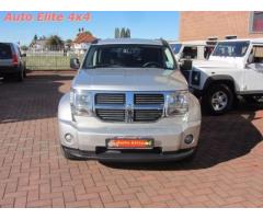 DODGE Nitro 2.8 CRD DPF SXT 4WD Auto - Immagine 2