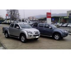 ISUZU D-Max 2.5 Crew Cab Quasar A/T 4WD - Immagine 2