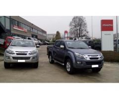 ISUZU D-Max 2.5 Crew Cab Quasar A/T 4WD - Immagine 3