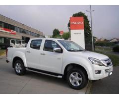 ISUZU D-Max 2.5 Crew Cab Quasar A/T 4WD - Immagine 2