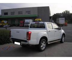 ISUZU D-Max 2.5 Crew Cab Quasar A/T 4WD - Immagine 4