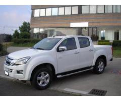 ISUZU D-Max 2.5 Crew Cab Quasar A/T 4WD - Immagine 6