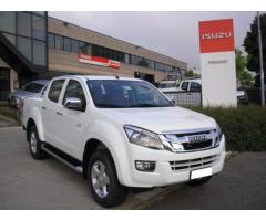 ISUZU D-Max 2.5 Crew Cab Quasar A/T 4WD - Immagine 8