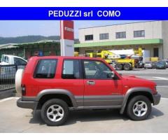 ISUZU Trooper 3.0 16V TDI cat 3 porte RS - Immagine 4