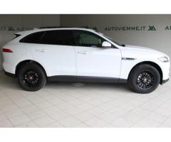 JAGUAR F-Pace 2.0d AWD A/T Pure (Super Ammortamento) - Immagine 2