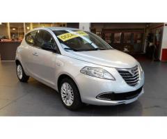 LANCIA Ypsilon 1.2 69 CV Gold 2015 - Immagine 2