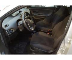 LANCIA Ypsilon 1.2 69 CV Gold 2015 - Immagine 8