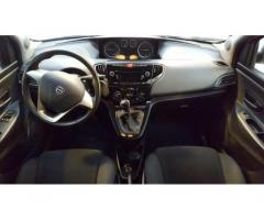 LANCIA Ypsilon 1.2 69 CV Gold 2015 - Immagine 9