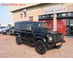 LAND ROVER Defender 110 2.4 TD4 Station Wagon S - Immagine 1