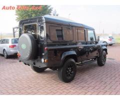 LAND ROVER Defender 110 2.4 TD4 Station Wagon S - Immagine 3