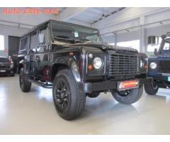 LAND ROVER Defender 110 2.4 TD4 Station Wagon S - Immagine 9