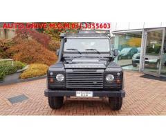 LAND ROVER Defender 90 2.4 TD4 Station Wagon S - Immagine 3