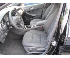 Mercedes-Benz A 180 A 180d Sport Automatic - Immagine 2