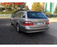 MERCEDES-BENZ E 270 CDI cat S.W. Elegance cambializato - Immagine 4