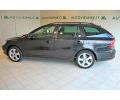 SKODA Octavia 2.0 TDI CR F.AP. Wagon Elegance Autocarro - Immagine 3