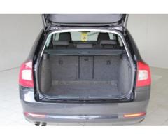 SKODA Octavia 2.0 TDI CR F.AP. Wagon Elegance Autocarro - Immagine 6