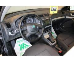 SKODA Octavia 2.0 TDI CR F.AP. Wagon Elegance Autocarro - Immagine 8