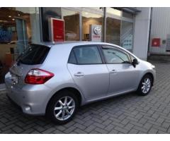 TOYOTA Auris 1.6 5 porte Sol - Immagine 3