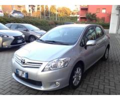 TOYOTA Auris 1.6 5 porte Sol - Immagine 4