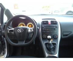 TOYOTA Auris 1.6 5 porte Sol - Immagine 7