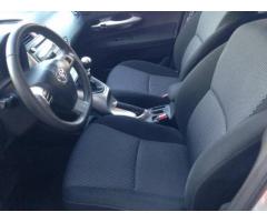 TOYOTA Auris 1.6 5 porte Sol - Immagine 8