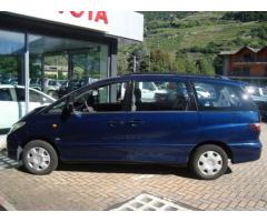 TOYOTA Previa 2.0 Tdi D-4D - Immagine 3