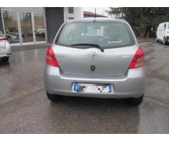 TOYOTA Yaris 1.0 3 porte Now - Immagine 4