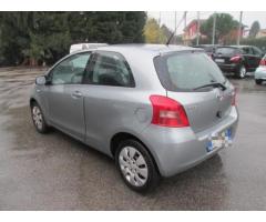 TOYOTA Yaris 1.0 3 porte Now - Immagine 5