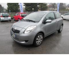 TOYOTA Yaris 1.0 3 porte Now - Immagine 7