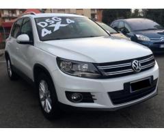 Volkswagen Tiguan 2.0TDI 140CV 4x4 DSG NAVI+CRUISE CONTROL+ALCANTARA - Immagine 1