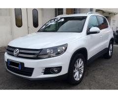 Volkswagen Tiguan 2.0TDI 140CV 4x4 DSG NAVI+CRUISE CONTROL+ALCANTARA - Immagine 9