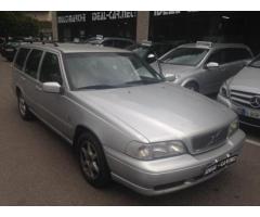 VOLVO V70 2.5 TDI - Immagine 1