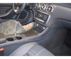 MERCEDES-BENZ A 200 d Automatic 4Matic Sport - Immagine 10