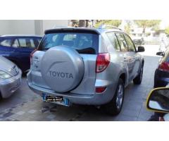 Toyota Rav4 2.2 D-4d 136cv SOL - Immagine 4