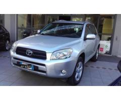 Toyota Rav4 2.2 D-4d 136cv SOL - Immagine 5